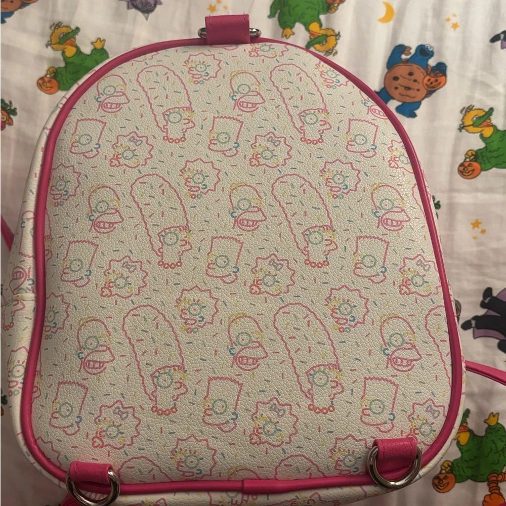 Universal Studios The Simpsons Donut Backpack – Pink Sprinkles NWOT - Picture 8 of 8